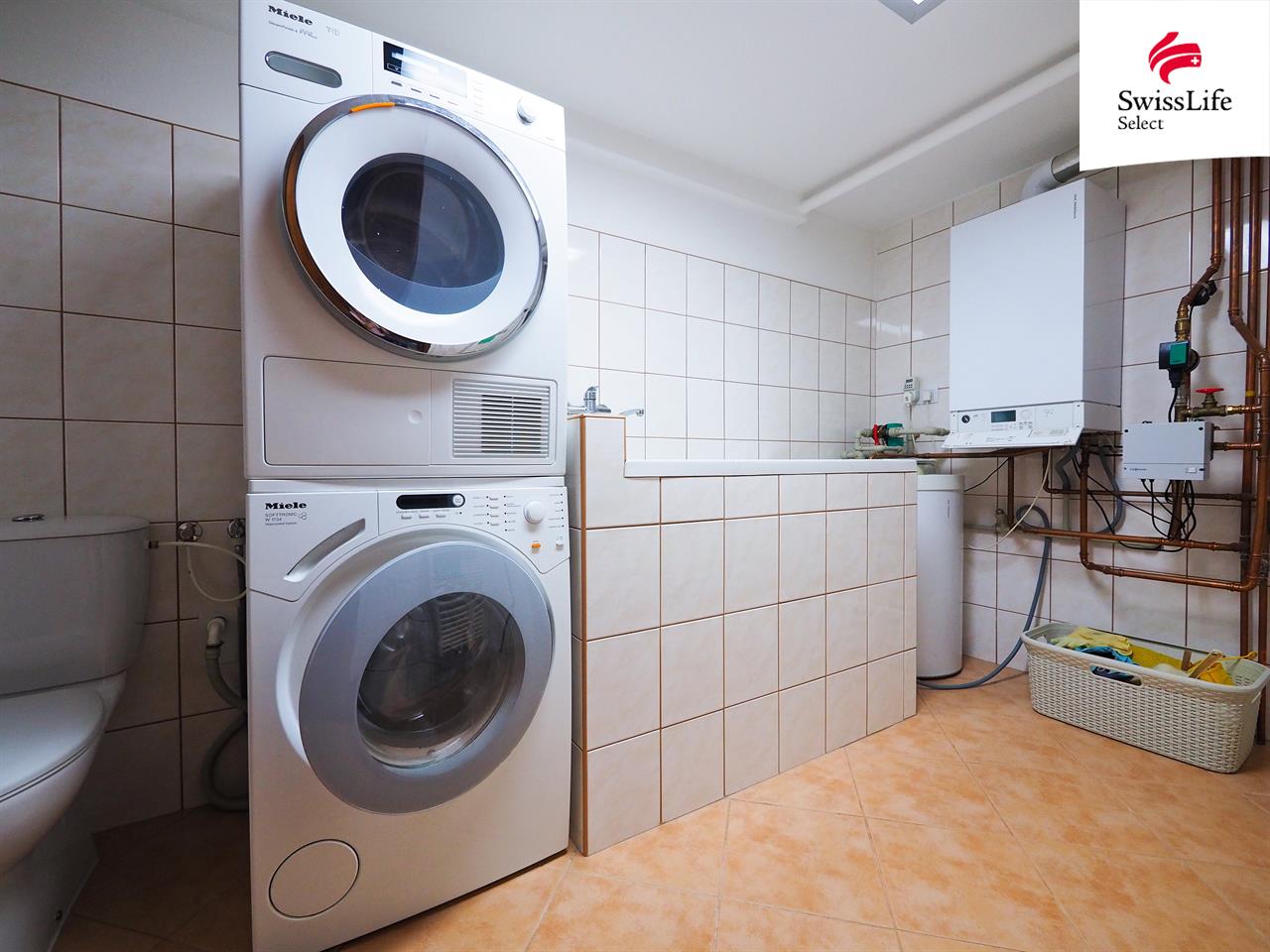 Prodej rodinného domu 250 m2, Křídla