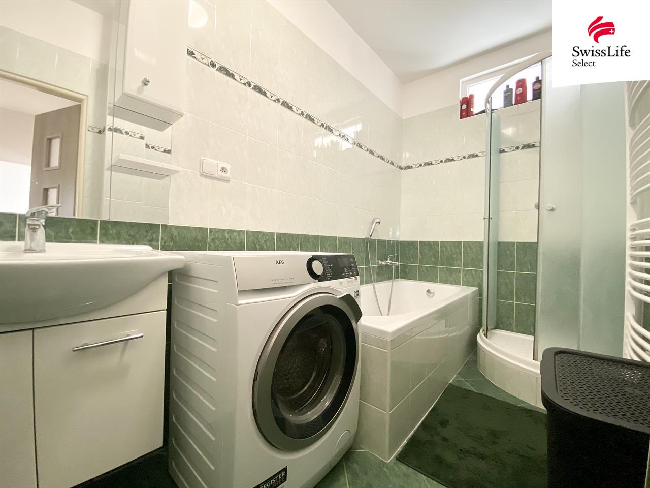 Prodej bytu 3+1 82 m2 Lesní, Hodonín