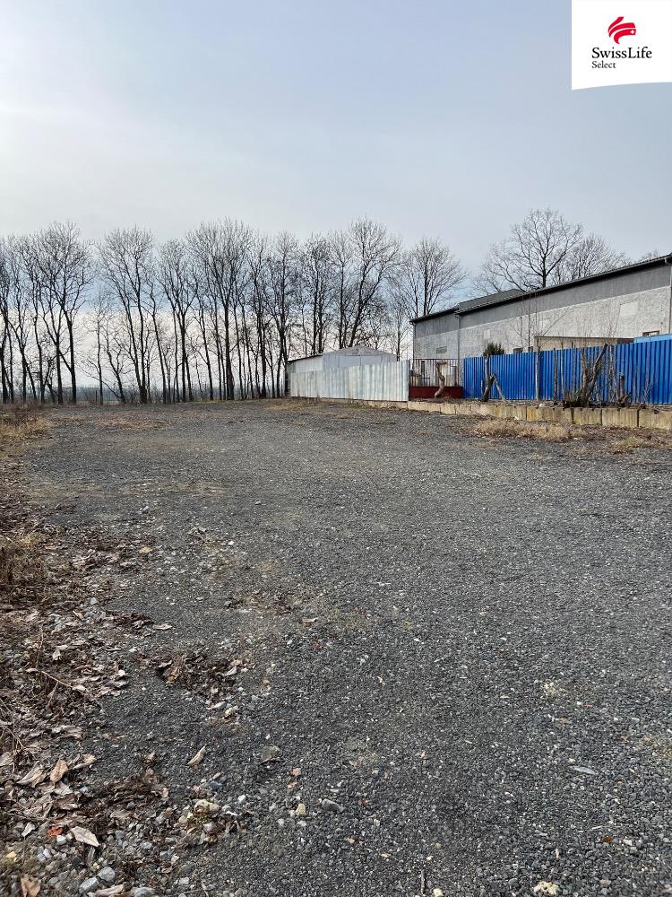 Pronájem komerčního pozemku 1100 m2, Červený Újezd