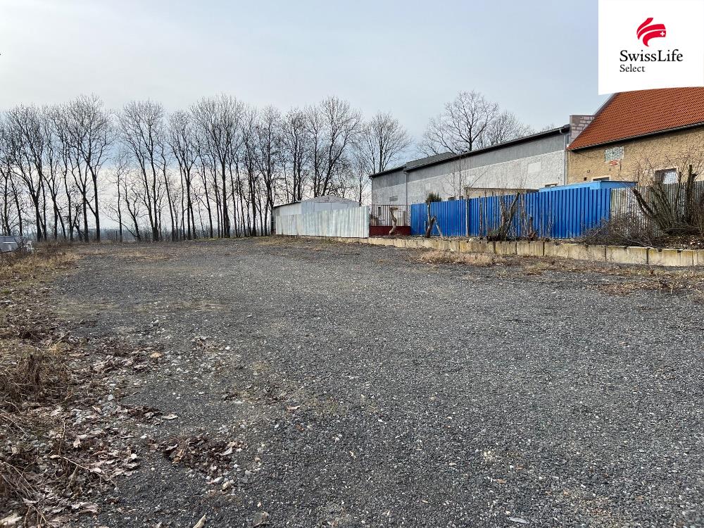 Pronájem komerčního pozemku 1100 m2, Červený Újezd