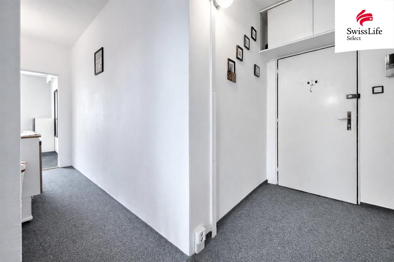 Prodej bytu 3+1 64 m2 Komenského náměstí, Říčany
