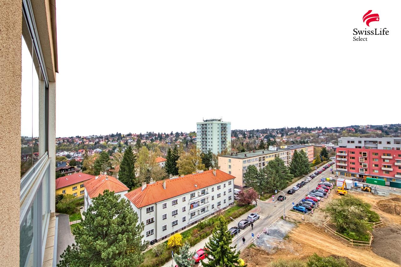 Prodej bytu 3+1 64 m2 Komenského náměstí, Říčany