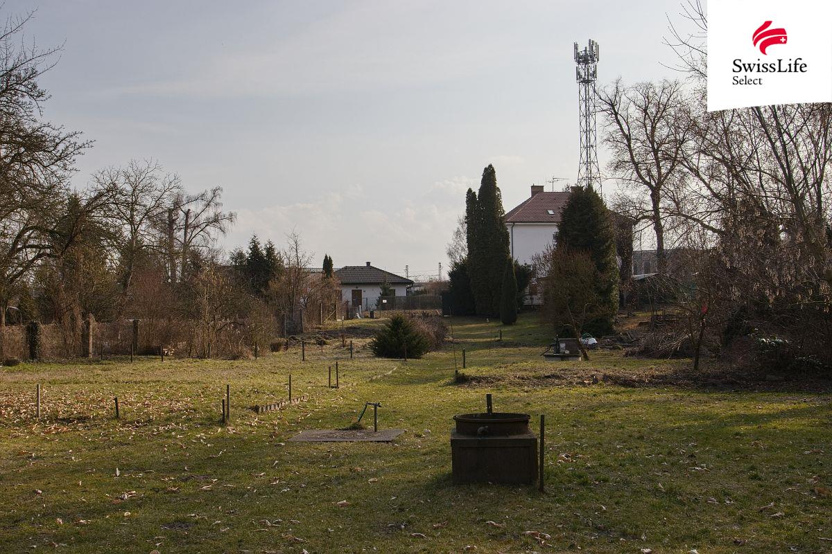 Prodej pozemku 4264 m2 Přístavní, Čelákovice