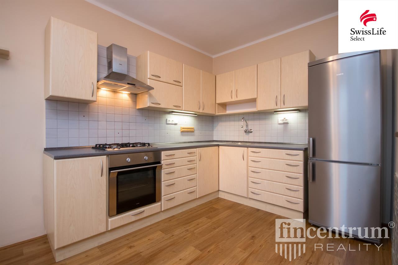 Pronájem bytu 2+kk 59 m2 náměstí Dukelských hrdinů, Pardubice