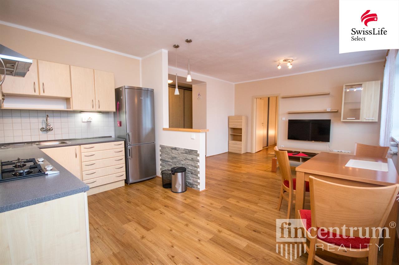 Pronájem bytu 2+kk 59 m2 náměstí Dukelských hrdinů, Pardubice