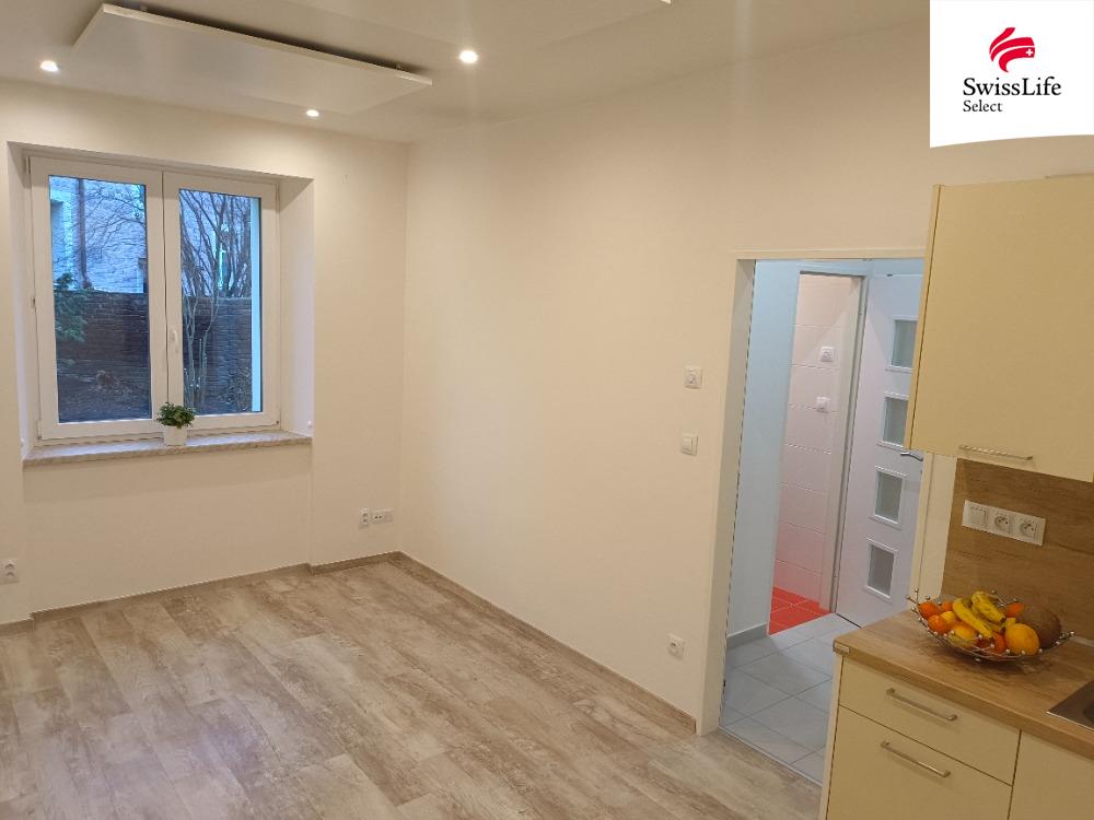 Pronájem bytu 1+kk 22 m2 Slovanská, Plzeň