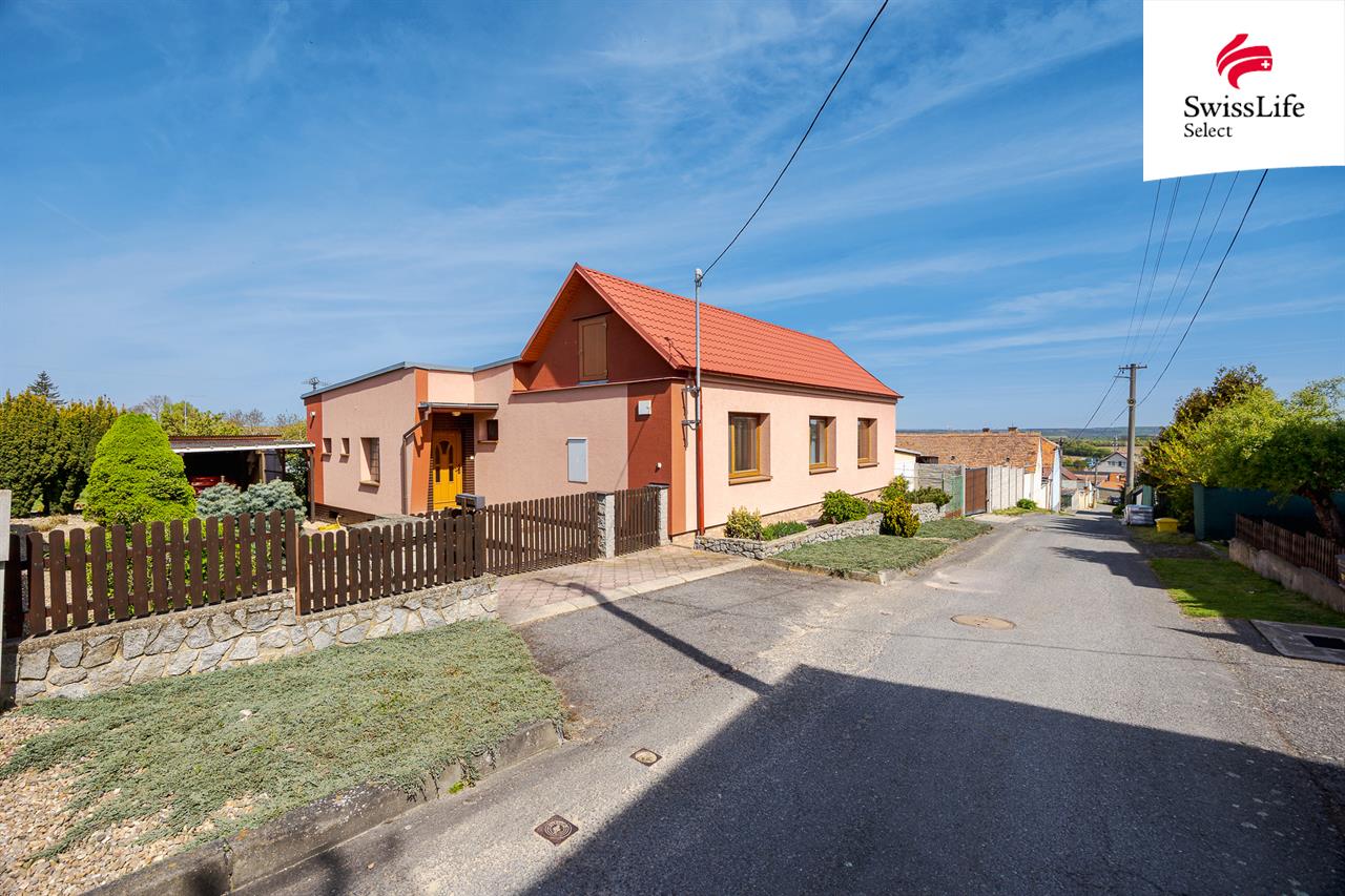 Prodej rodinného domu 217 m2, Únanov