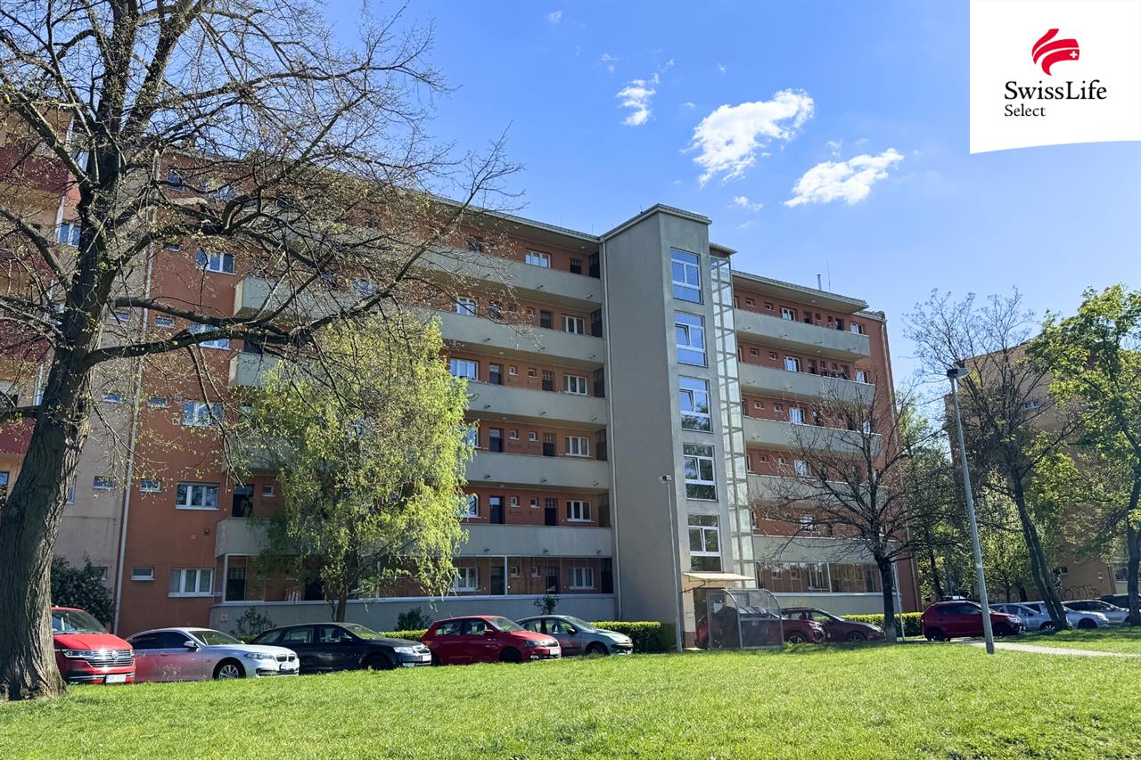 Prodej bytu 2+kk 42 m2 U školičky, Praha
