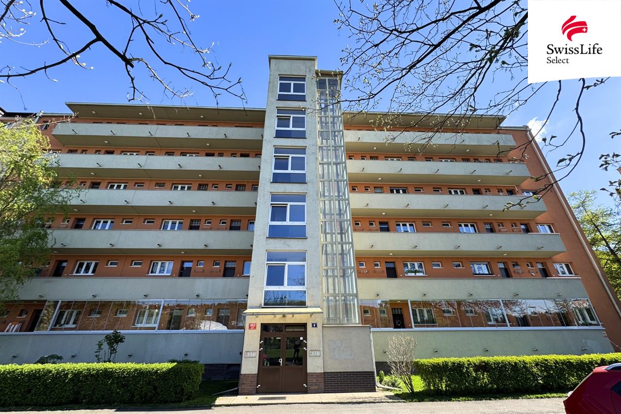Prodej bytu 2+kk 42 m2 U školičky, Praha