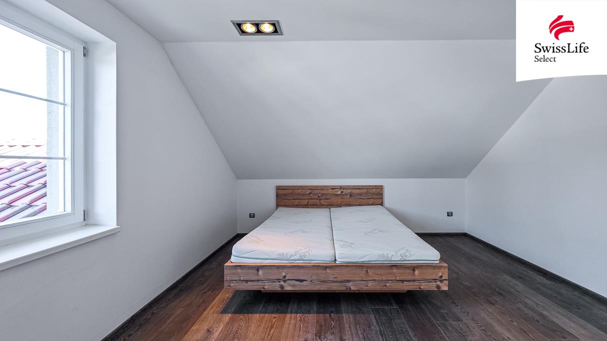 Prodej rodinného domu 211 m2, Ostrov