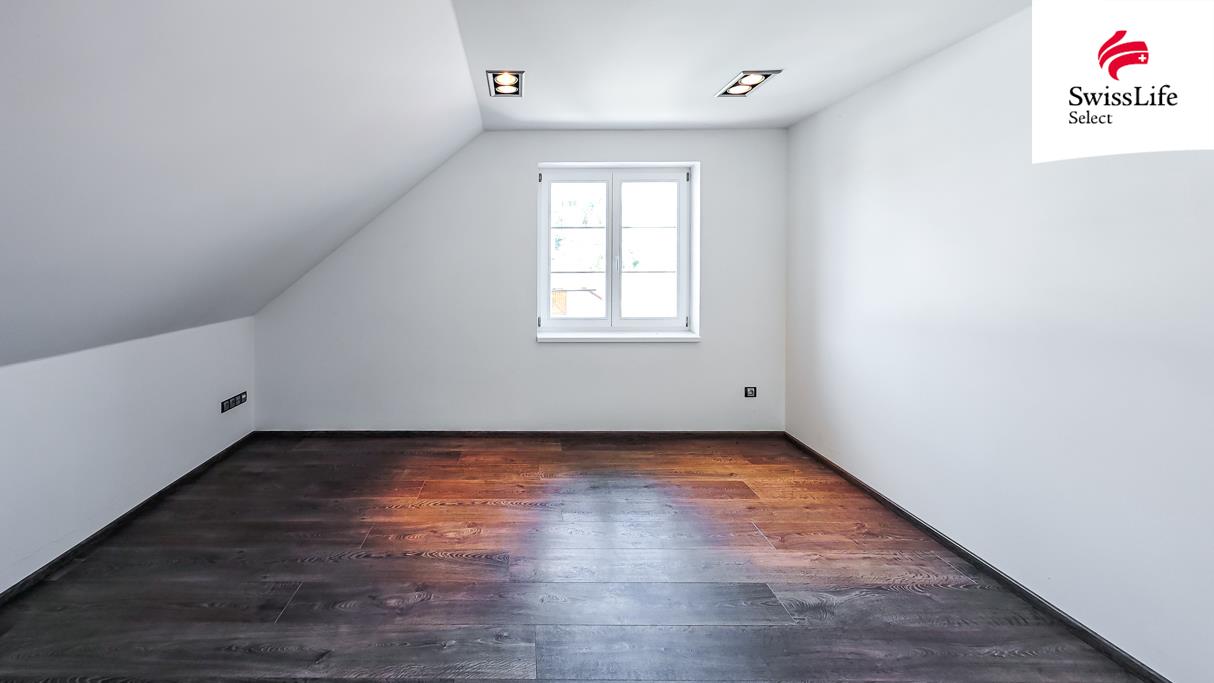 Prodej rodinného domu 211 m2, Ostrov