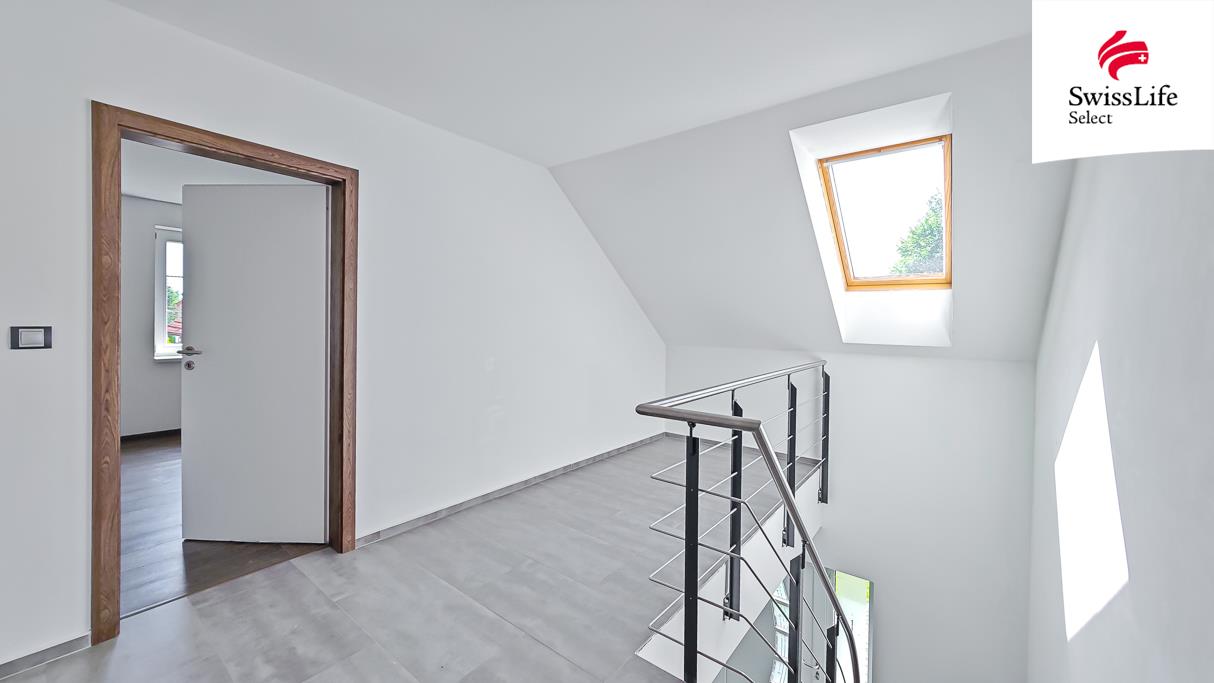 Prodej rodinného domu 211 m2, Ostrov
