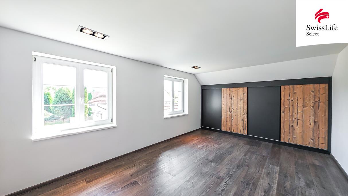 Prodej rodinného domu 211 m2, Ostrov