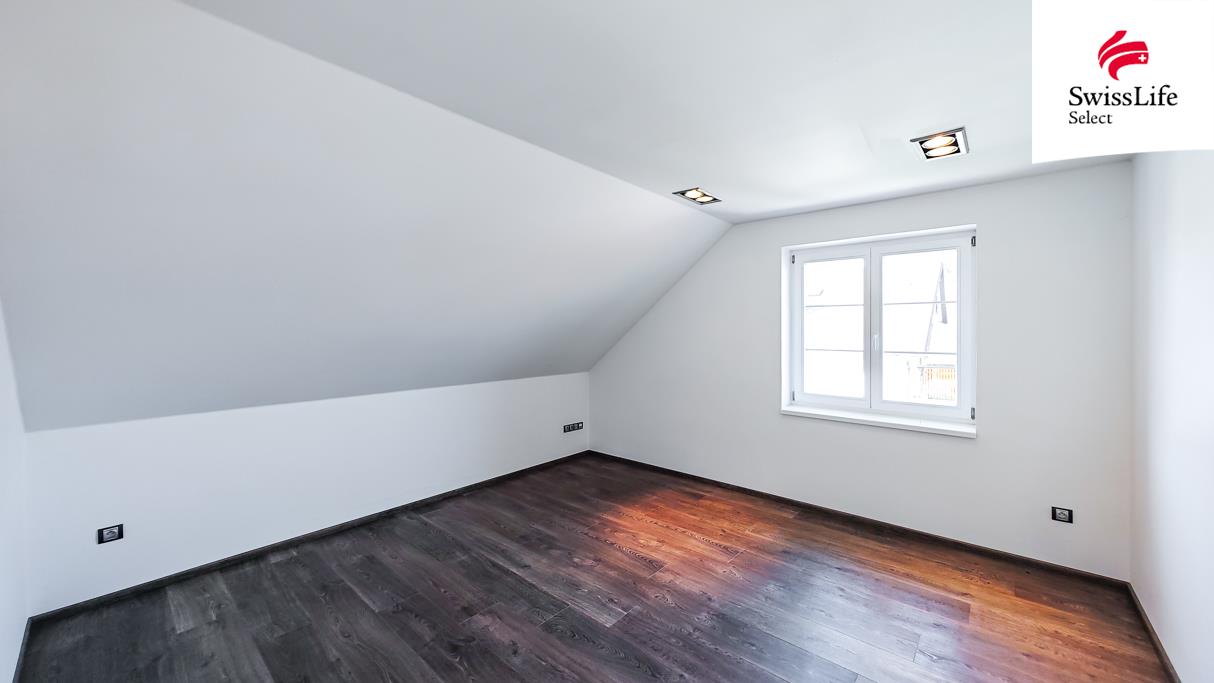 Prodej rodinného domu 211 m2, Ostrov
