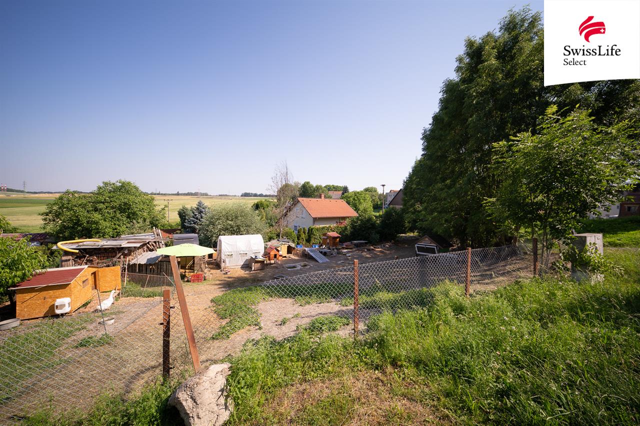 Prodej stavebního pozemku 698 m2, Litomyšl