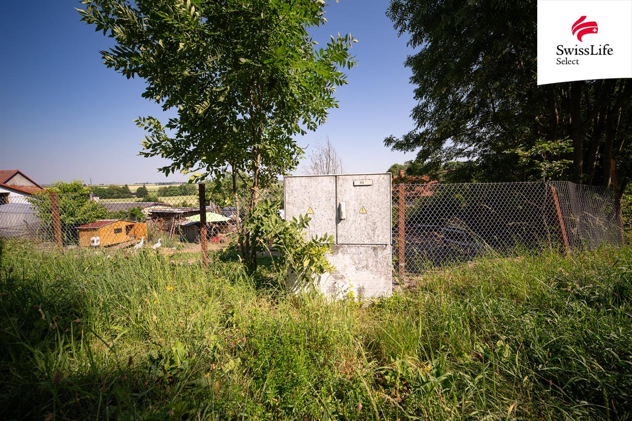 Prodej stavebního pozemku 698 m2, Litomyšl