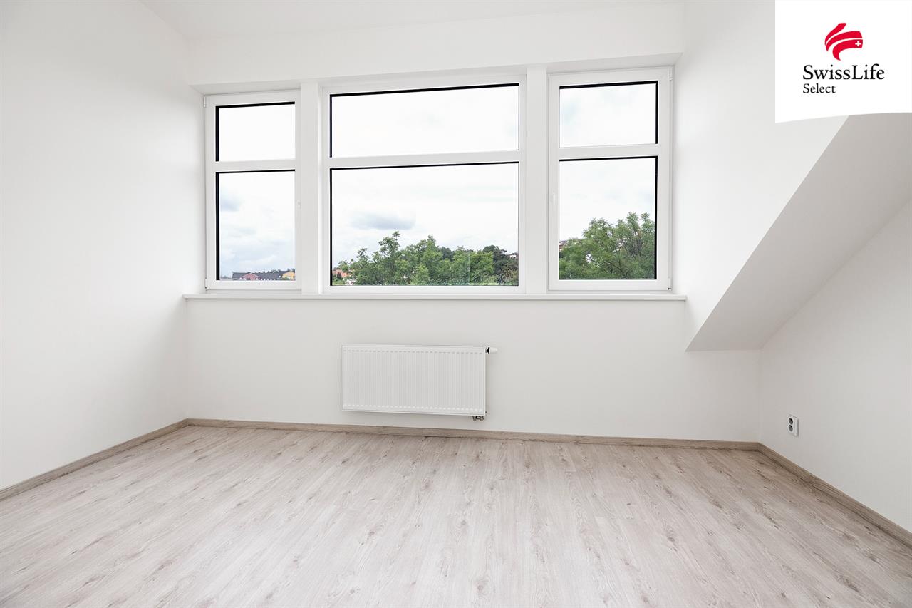 Pronájem bytu 2+1 52 m2 Střížkovská, Praha