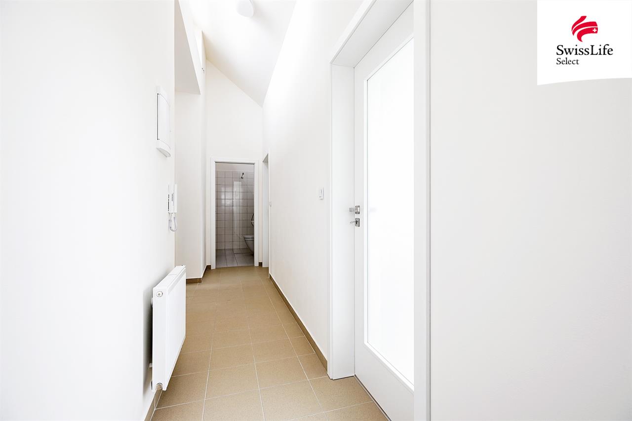 Pronájem bytu 2+1 52 m2 Střížkovská, Praha