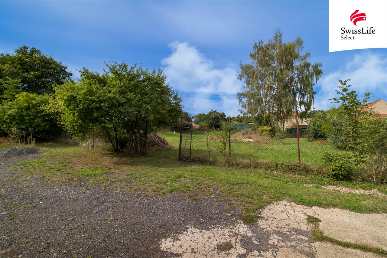 Prodej stavebního pozemku 1138 m2, Klobuky