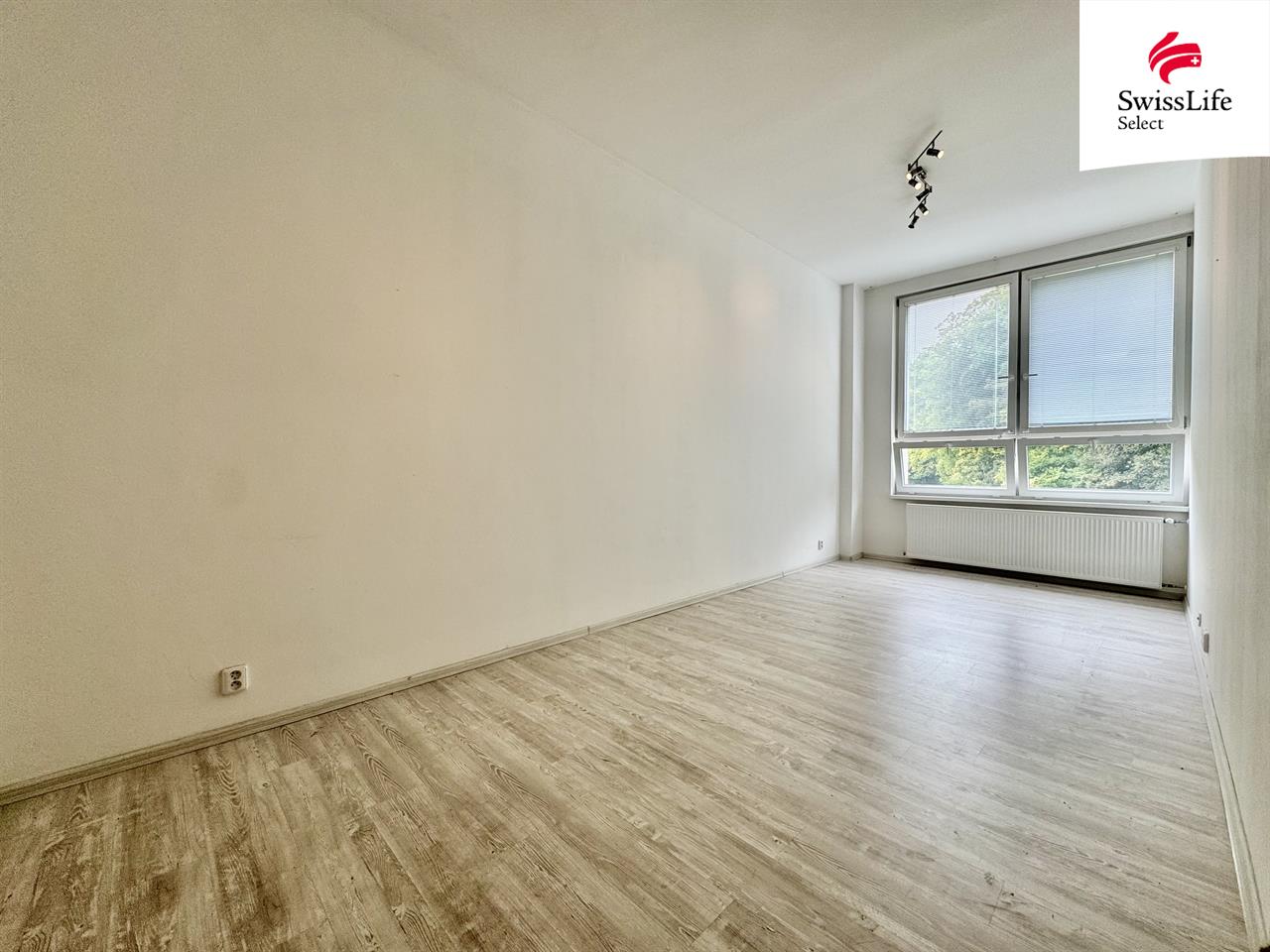 Pronájem bytu 2+kk 54 m2 nám. 8. května, Meziboří