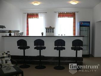 Prodej ubytovacího zařízení 853 m2, Řásná