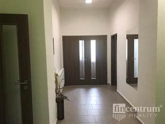 Prodej ubytovacího zařízení 853 m2, Řásná