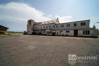 Prodej komerční nemovitosti 12119 m2 Heřmanův Městec