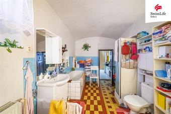 Prodej rodinného domu 620 m2, Lovečkovice