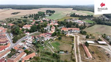 Prodej stavebního pozemku 1858 m2, Hostim