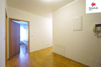 Pronájem bytu 2+kk 66 m2 Ruská, Praha