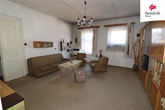 Prodej bytu 2+1 80 m2 náměstí Karla IV., Nejdek