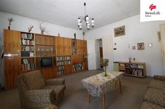 Prodej bytu 2+1 80 m2 náměstí Karla IV., Nejdek