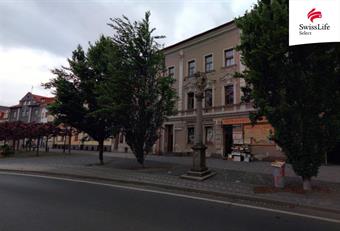 Prodej bytu 2+1 80 m2 náměstí Karla IV., Nejdek