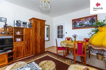 Prodej bytu 2+1 58 m2, Butoves