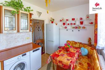 Prodej bytu 2+1 58 m2, Butoves