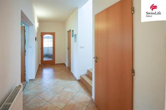 Prodej rodinného domu 300 m2, Meziříčko