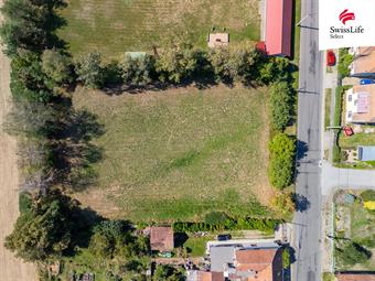 Prodej stavebního pozemku 1518 m2 Měník