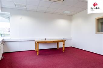 Pronájem kanceláře 119 m2 Lednická, Praha