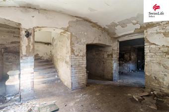 Prodej rodinného domu 620 m2, Klobuky