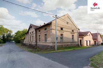 Prodej rodinného domu 620 m2, Klobuky