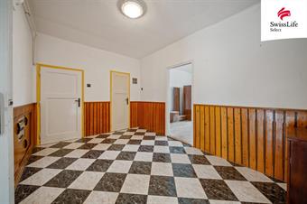 Prodej rodinného domu 550 m2, Moravany