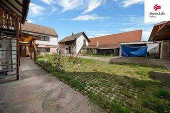 Prodej rodinného domu 550 m2, Moravany