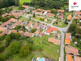 Prodej rodinného domu 550 m2, Moravany