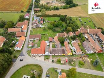 Prodej rodinného domu 550 m2, Moravany