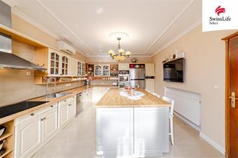 Prodej rodinného domu 410 m2 Dlouhá, Pardubice