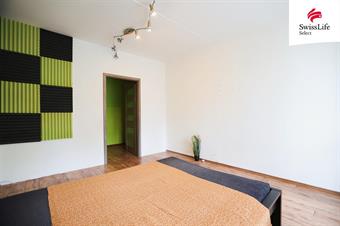 Prodej bytu 3+1 71 m2 Zahradní čtvrť, Nové Hrady