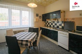 Prodej bytu 2+1 65 m2 Kobyliské náměstí, Praha