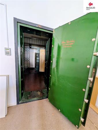 Prodej činžovního domu 1250 m2 Masarykovo nám., Třeboň