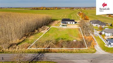 Prodej stavebního pozemku 1488 m2, Choltice