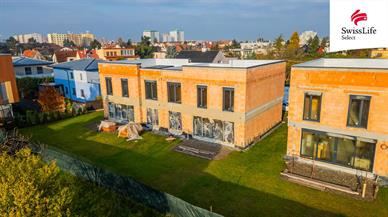 Prodej rodinného domu 174 m2 Na močále, Praha